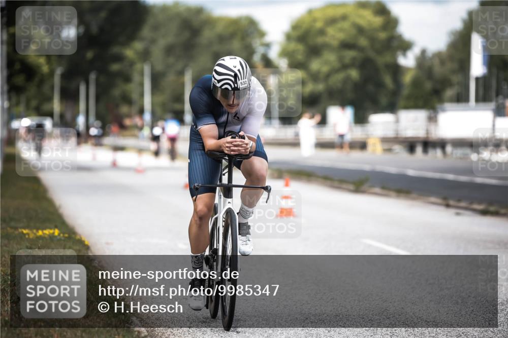 16.08.2026 - KN Förde Triathlon 2026 H.Heesch http://msf.ph/oto/9985347 16.08.2026 13:04:07 Radfahren 514, 515, 532, 542, 545, 608, 703 meine-sportfotos.de