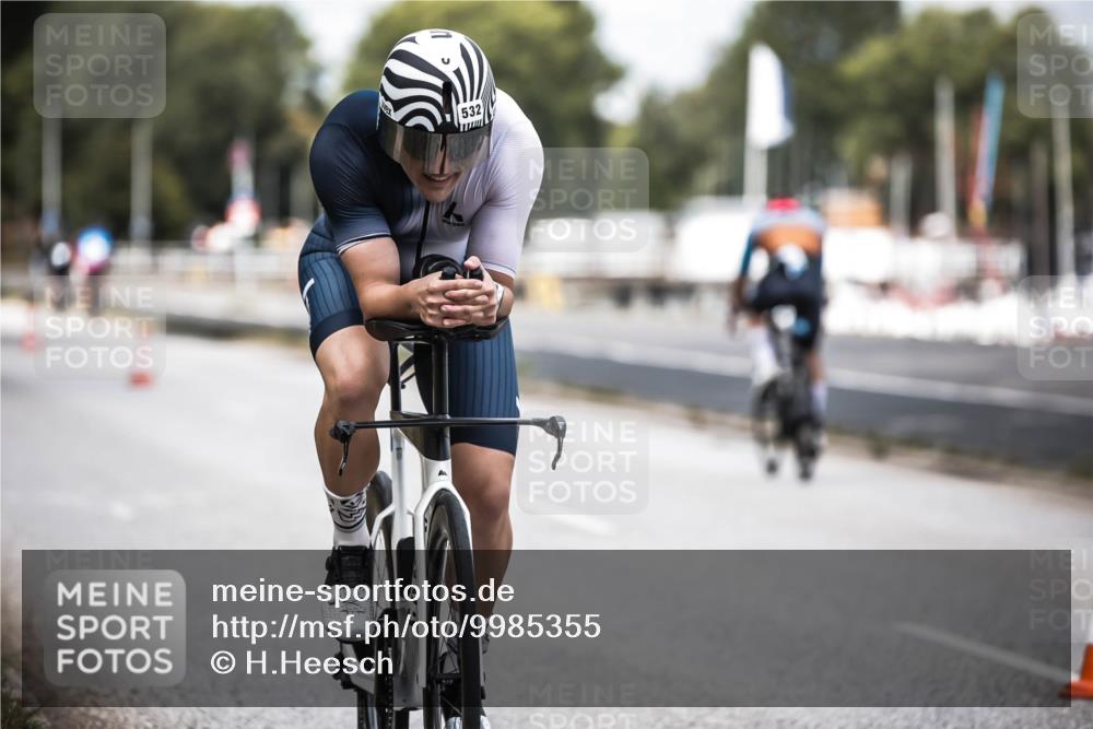 16.08.2026 - KN Förde Triathlon 2026 H.Heesch http://msf.ph/oto/9985355 16.08.2026 13:04:07 Radfahren 514, 515, 532, 542, 545, 608, 703 meine-sportfotos.de