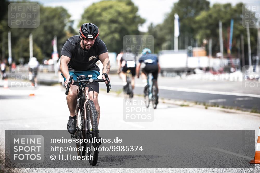16.08.2026 - KN Förde Triathlon 2026 H.Heesch http://msf.ph/oto/9985374 16.08.2026 13:04:17 Radfahren 606, 721 meine-sportfotos.de