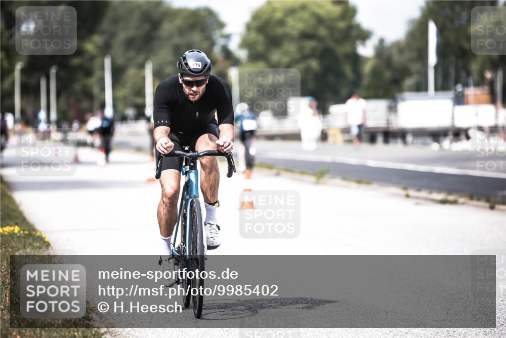 16.08.2026 - KN Förde Triathlon 2026 H.Heesch http://msf.ph/oto/9985402 16.08.2026 13:04:22 Radfahren 575 meine-sportfotos.de