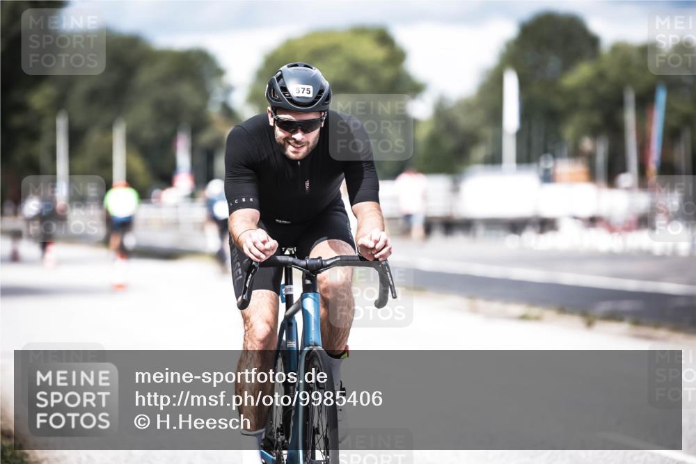 16.08.2026 - KN Förde Triathlon 2026 H.Heesch http://msf.ph/oto/9985406 16.08.2026 13:04:23 Radfahren 575 meine-sportfotos.de