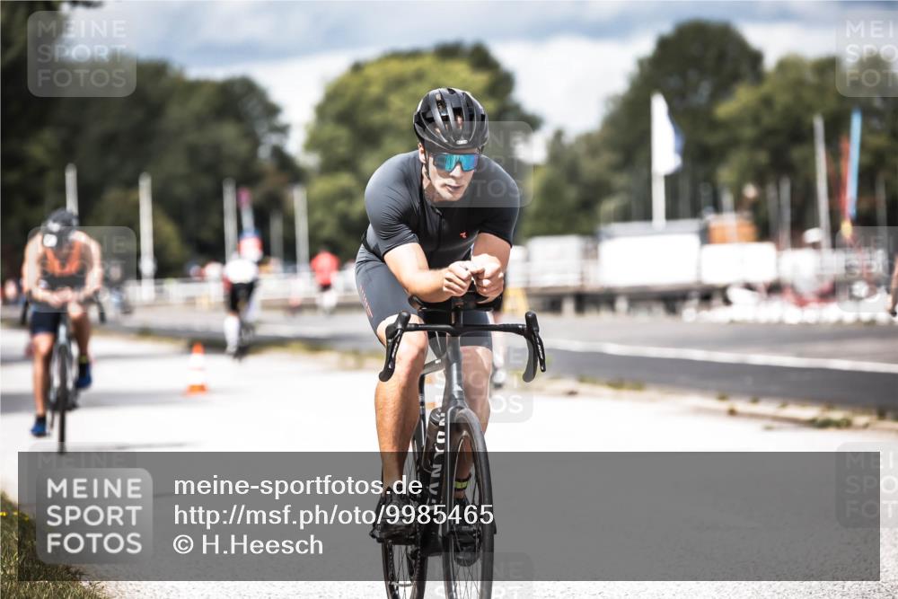 16.08.2026 - KN Förde Triathlon 2026 H.Heesch http://msf.ph/oto/9985465 16.08.2026 13:05:04 Radfahren 196, 502, 508, 708, 724, 740, 742 meine-sportfotos.de