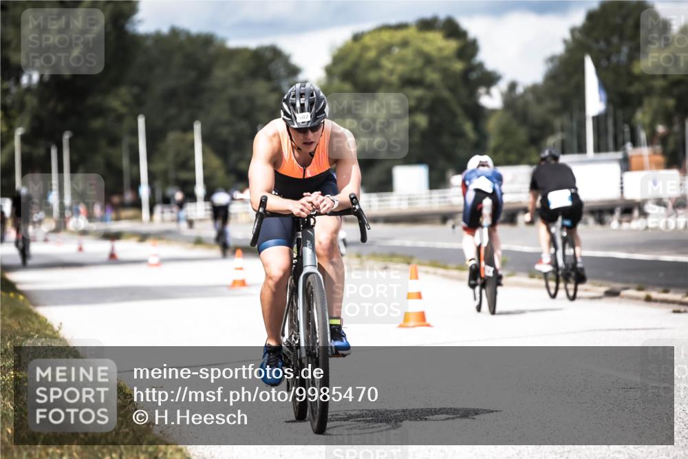 16.08.2026 - KN Förde Triathlon 2026 H.Heesch http://msf.ph/oto/9985470 16.08.2026 13:05:05 Radfahren 196, 502, 508, 708, 724, 740, 742 meine-sportfotos.de