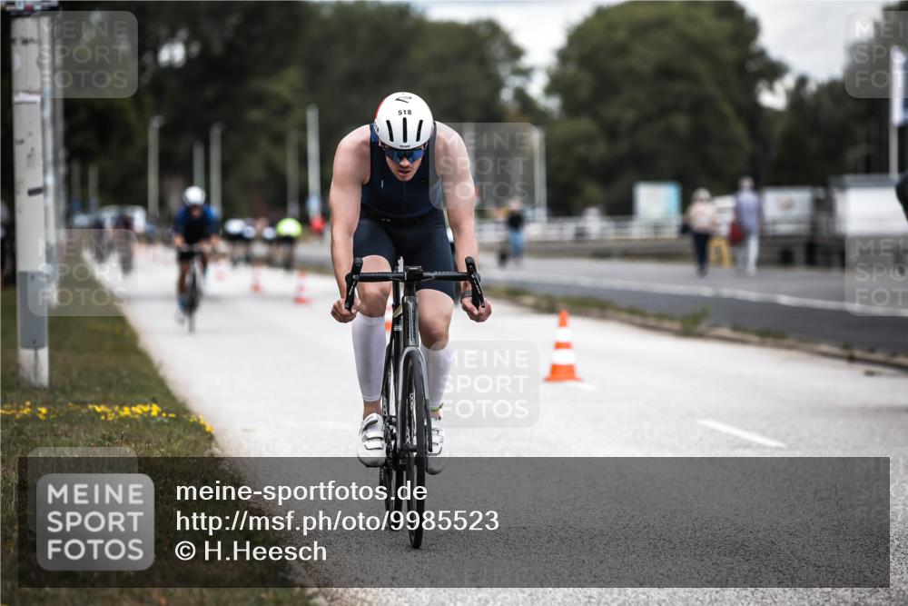 16.08.2026 - KN Förde Triathlon 2026 H.Heesch http://msf.ph/oto/9985523 16.08.2026 13:05:49 Radfahren 518, 569 meine-sportfotos.de