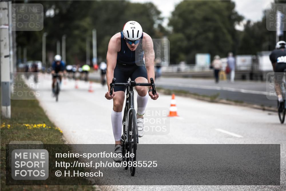 16.08.2026 - KN Förde Triathlon 2026 H.Heesch http://msf.ph/oto/9985525 16.08.2026 13:05:49 Radfahren 518, 569 meine-sportfotos.de