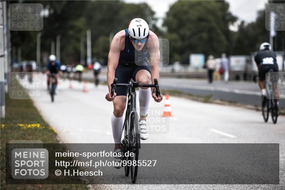 16.08.2026 - KN Förde Triathlon 2026 H.Heesch http://msf.ph/oto/9985527 16.08.2026 13:05:49 Radfahren 518, 569 meine-sportfotos.de