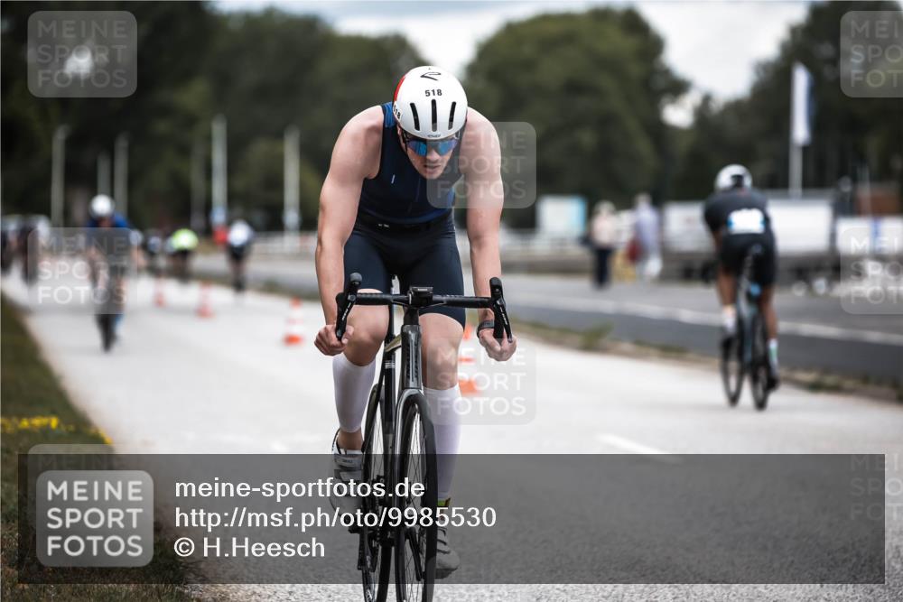 16.08.2026 - KN Förde Triathlon 2026 H.Heesch http://msf.ph/oto/9985530 16.08.2026 13:05:49 Radfahren 518, 569 meine-sportfotos.de