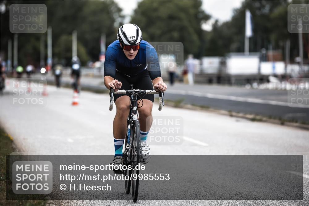 16.08.2026 - KN Förde Triathlon 2026 H.Heesch http://msf.ph/oto/9985553 16.08.2026 13:05:53 Radfahren 510, 569 meine-sportfotos.de