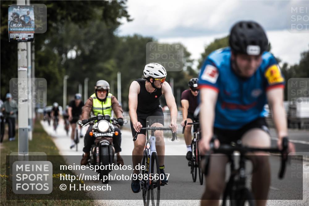 16.08.2026 - KN Förde Triathlon 2026 H.Heesch http://msf.ph/oto/9985607 16.08.2026 13:06:07 Radfahren 535, 542, 567, 585, 586, 609, 715, 745 meine-sportfotos.de