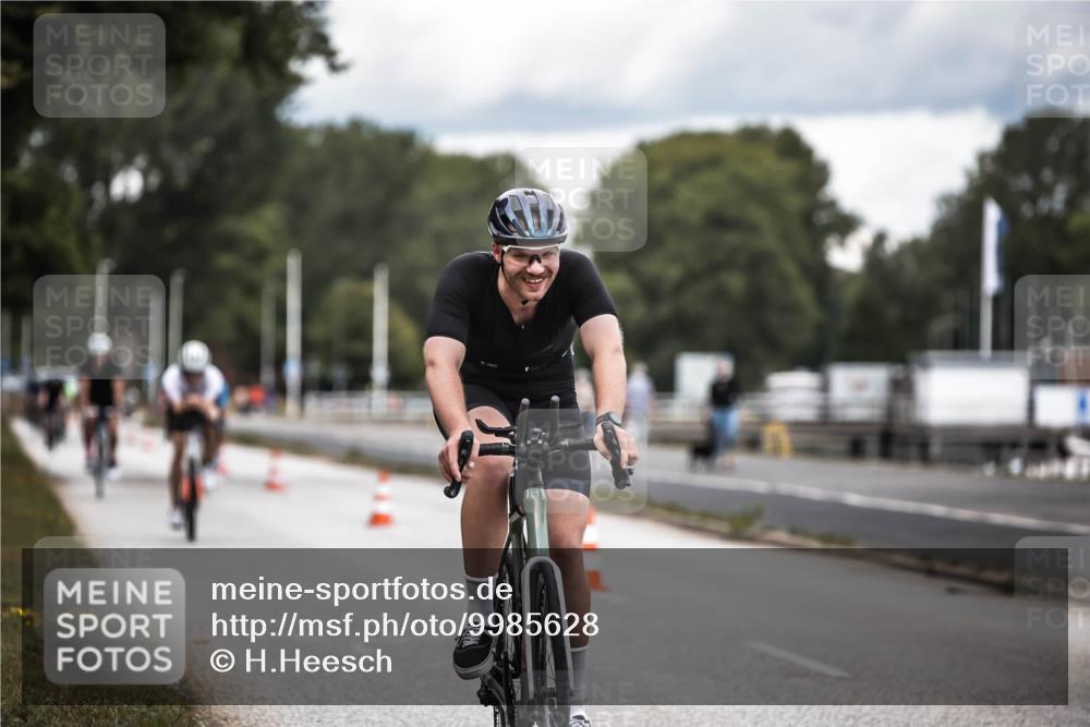 16.08.2026 - KN Förde Triathlon 2026 H.Heesch http://msf.ph/oto/9985628 16.08.2026 13:06:11 Radfahren 514, 535, 567, 585, 591, 715 meine-sportfotos.de