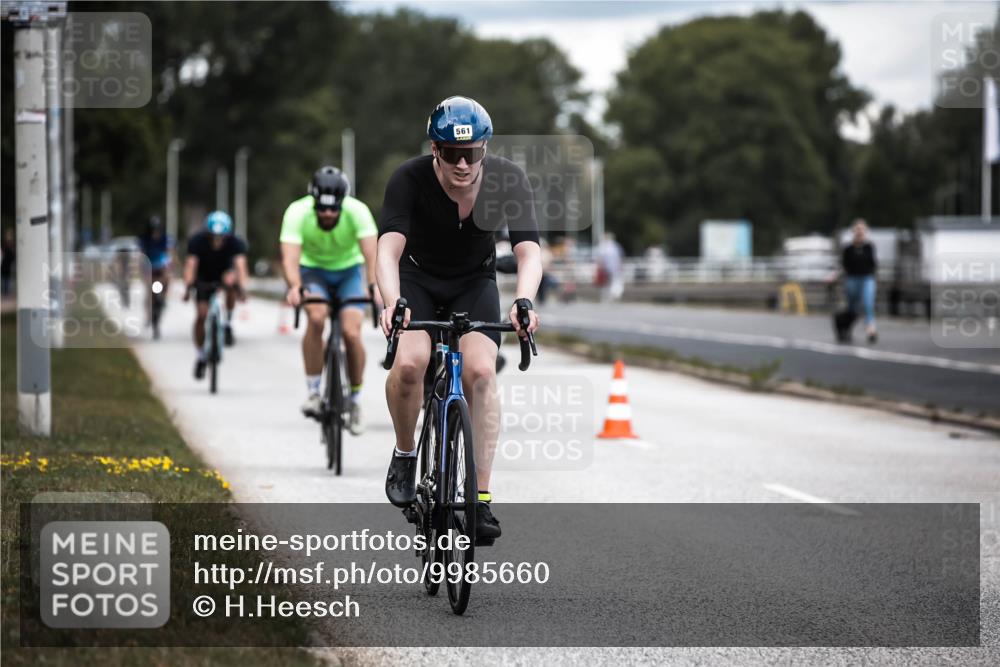 16.08.2026 - KN Förde Triathlon 2026 H.Heesch http://msf.ph/oto/9985660 16.08.2026 13:06:22 Radfahren 515, 561, 600, 709, 713, 714, 721 meine-sportfotos.de