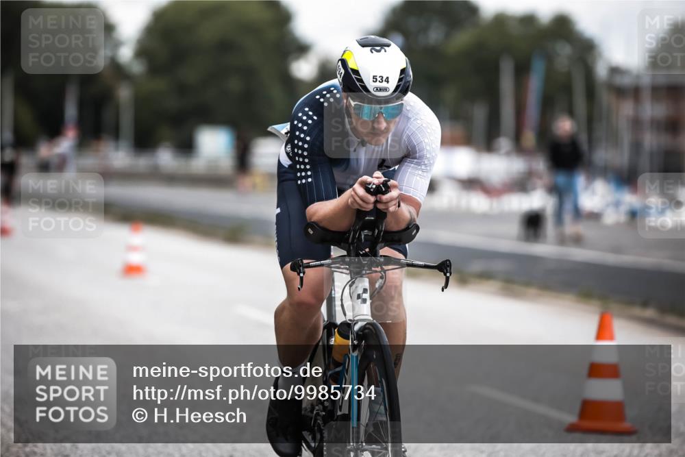 16.08.2026 - KN Förde Triathlon 2026 H.Heesch http://msf.ph/oto/9985734 16.08.2026 13:06:41 Radfahren 534, 720 meine-sportfotos.de