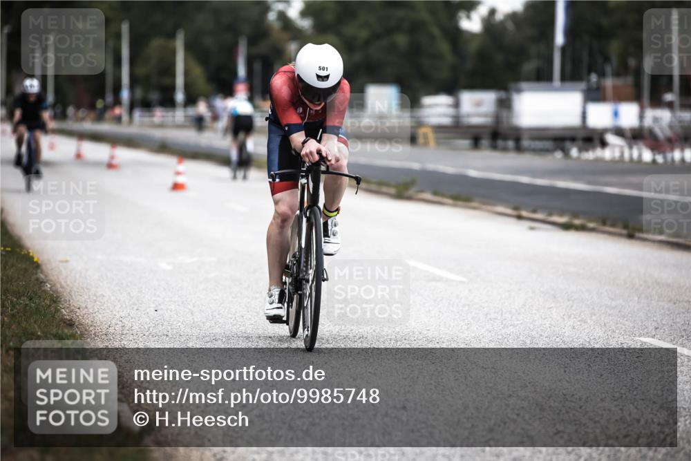 16.08.2026 - KN Förde Triathlon 2026 H.Heesch http://msf.ph/oto/9985748 16.08.2026 13:06:53 Radfahren 520, 583, 723 meine-sportfotos.de