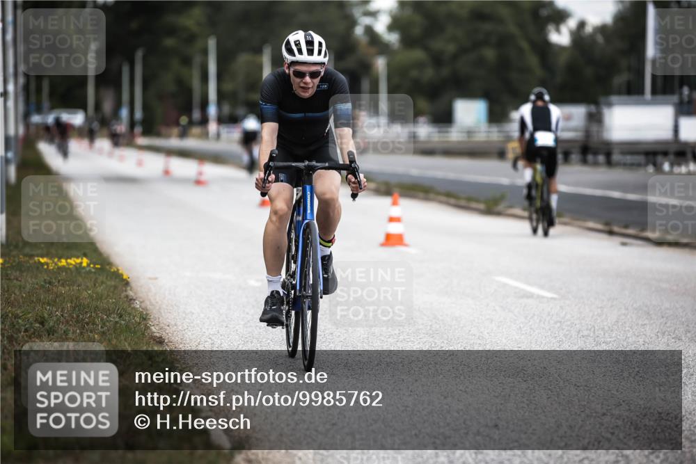 16.08.2026 - KN Förde Triathlon 2026 H.Heesch http://msf.ph/oto/9985762 16.08.2026 13:06:57 Radfahren 520, 525, 551, 583, 723 meine-sportfotos.de
