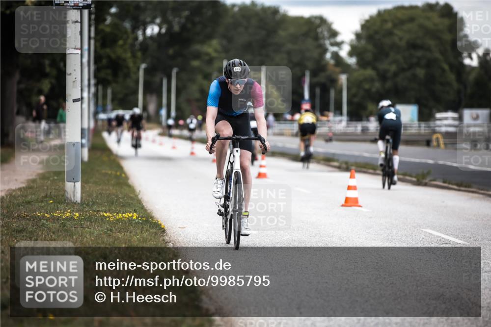 16.08.2026 - KN Förde Triathlon 2026 H.Heesch http://msf.ph/oto/9985795 16.08.2026 13:07:09 Radfahren 509, 543, 704, 727 meine-sportfotos.de