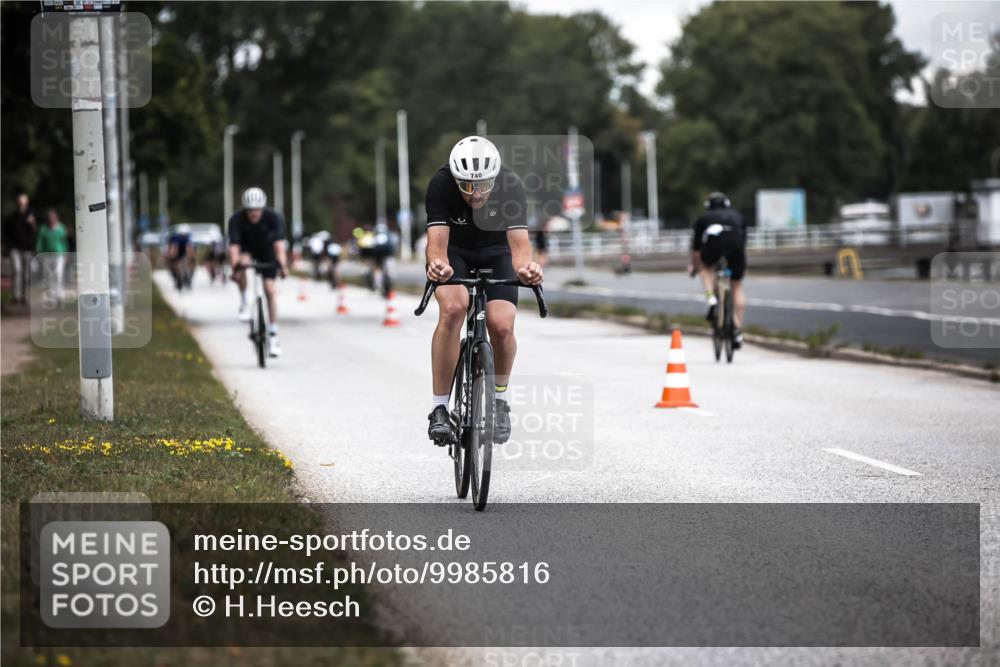16.08.2026 - KN Förde Triathlon 2026 H.Heesch http://msf.ph/oto/9985816 16.08.2026 13:07:16 Radfahren 507, 704, 724, 740 meine-sportfotos.de