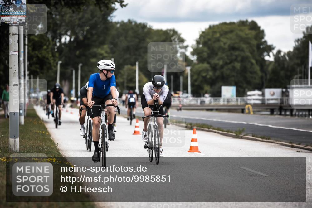16.08.2026 - KN Förde Triathlon 2026 H.Heesch http://msf.ph/oto/9985851 16.08.2026 13:07:26 Radfahren 196, 511, 540, 552, 605, 611, 718, 735 meine-sportfotos.de