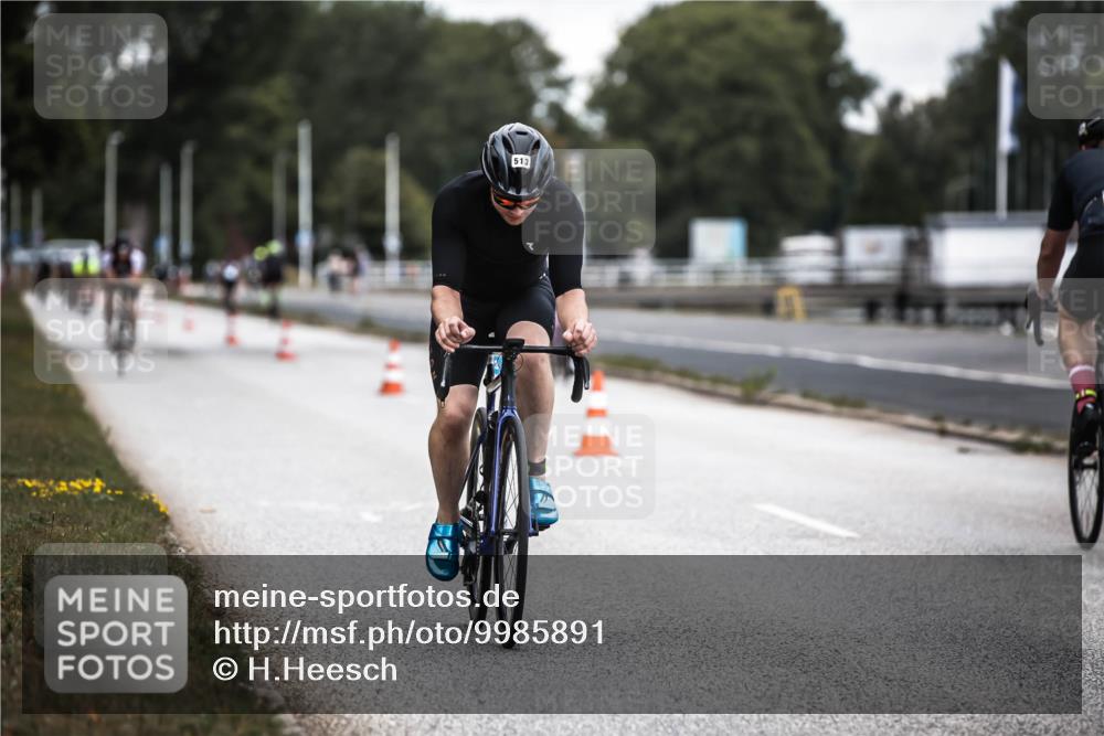16.08.2026 - KN Förde Triathlon 2026 H.Heesch http://msf.ph/oto/9985891 16.08.2026 13:07:34 Radfahren 196, 513, 592, 711 meine-sportfotos.de