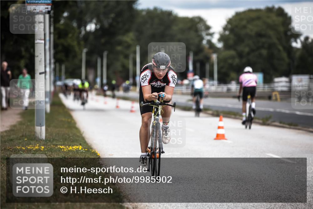16.08.2026 - KN Förde Triathlon 2026 H.Heesch http://msf.ph/oto/9985902 16.08.2026 13:07:38 Radfahren 592, 711 meine-sportfotos.de