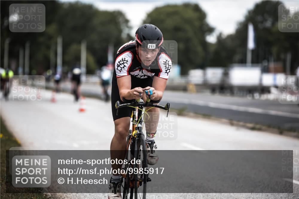 16.08.2026 - KN Förde Triathlon 2026 H.Heesch http://msf.ph/oto/9985917 16.08.2026 13:07:39 Radfahren 524, 592, 711 meine-sportfotos.de