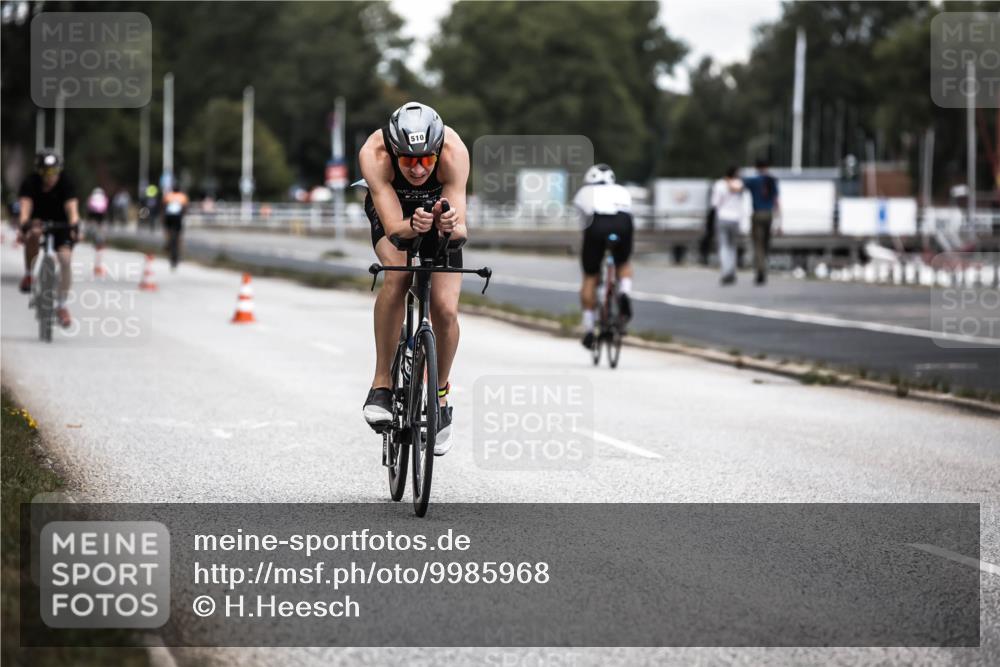 16.08.2026 - KN Förde Triathlon 2026 H.Heesch http://msf.ph/oto/9985968 16.08.2026 13:07:51 Radfahren 521, 530, 562, 594, 603, 743 meine-sportfotos.de