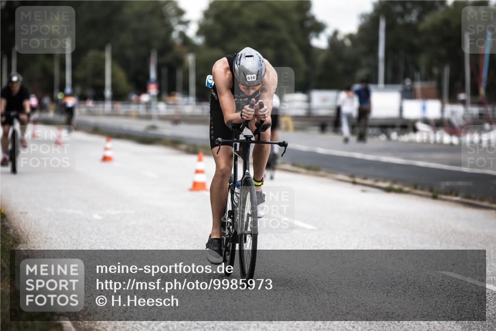 16.08.2026 - KN Förde Triathlon 2026 H.Heesch http://msf.ph/oto/9985973 16.08.2026 13:07:52 Radfahren 562, 594, 603 meine-sportfotos.de