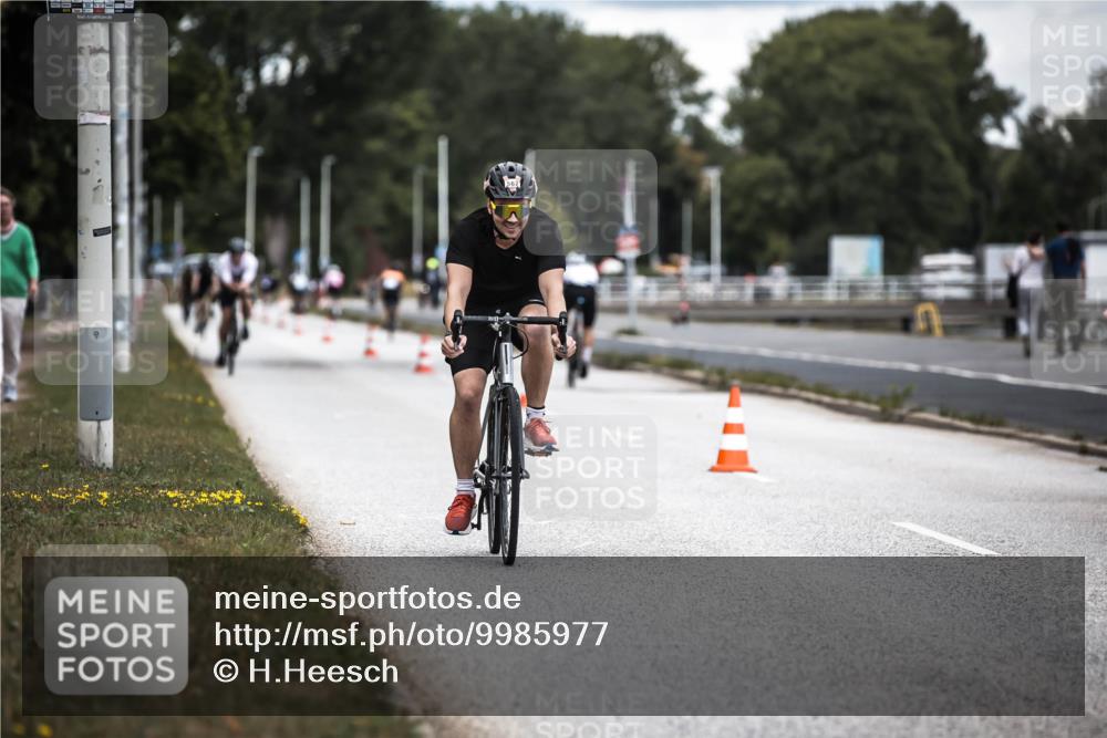 16.08.2026 - KN Förde Triathlon 2026 H.Heesch http://msf.ph/oto/9985977 16.08.2026 13:07:54 Radfahren 562, 594, 603 meine-sportfotos.de