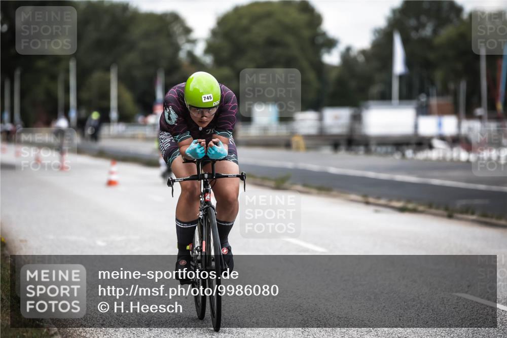 16.08.2026 - KN Förde Triathlon 2026 H.Heesch http://msf.ph/oto/9986080 16.08.2026 13:08:21 Radfahren 541, 572, 584, 590, 602, 607, 612, 722, 745 meine-sportfotos.de