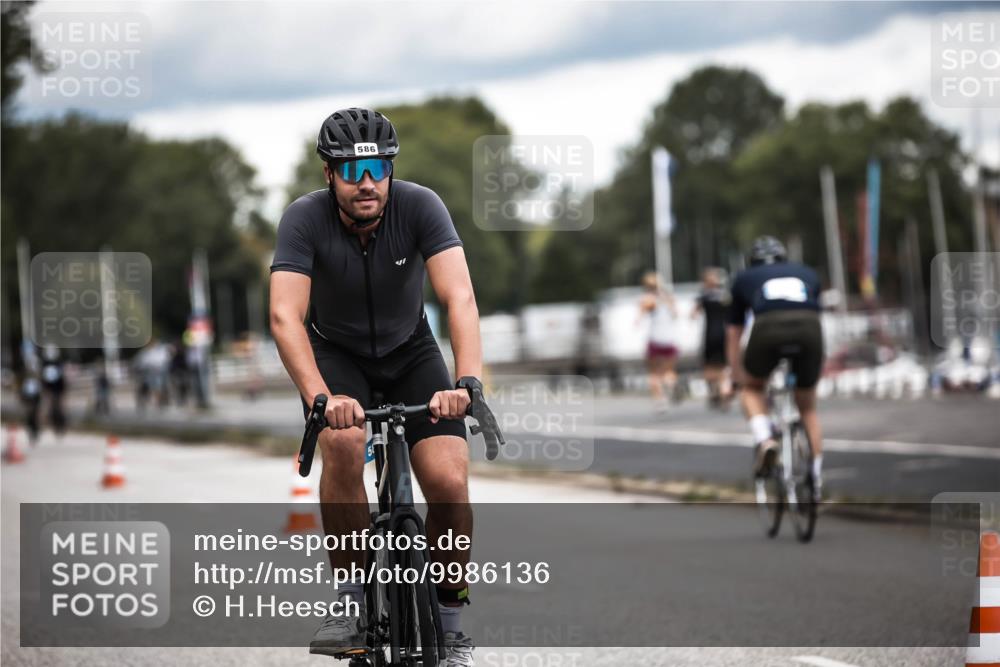 16.08.2026 - KN Förde Triathlon 2026 H.Heesch http://msf.ph/oto/9986136 16.08.2026 13:08:48 Radfahren 527, 581, 586, 598, 716 meine-sportfotos.de