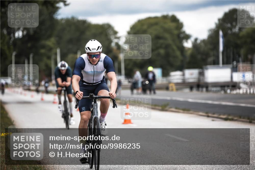 16.08.2026 - KN Förde Triathlon 2026 H.Heesch http://msf.ph/oto/9986235 16.08.2026 13:09:12 Radfahren 505, 519, 520, 522, 525, 551, 746 meine-sportfotos.de