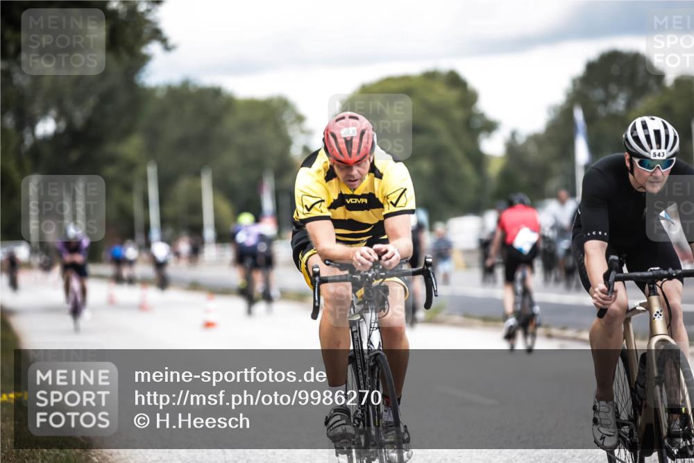 16.08.2026 - KN Förde Triathlon 2026 H.Heesch http://msf.ph/oto/9986270 16.08.2026 13:09:30 Radfahren 543, 552, 720, 723 meine-sportfotos.de