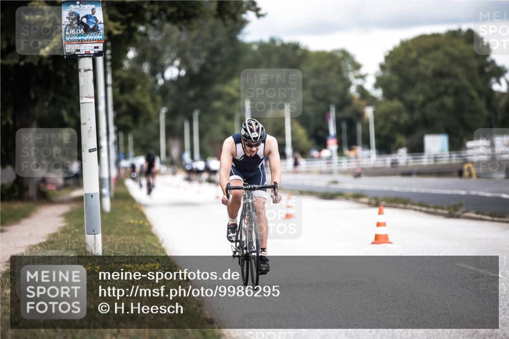 16.08.2026 - KN Förde Triathlon 2026 H.Heesch http://msf.ph/oto/9986295 16.08.2026 13:09:41 Radfahren 507, 702 meine-sportfotos.de