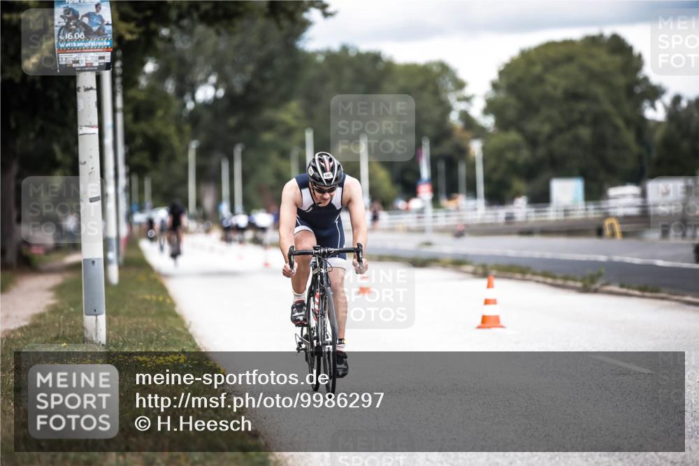 16.08.2026 - KN Förde Triathlon 2026 H.Heesch http://msf.ph/oto/9986297 16.08.2026 13:09:41 Radfahren 507, 702 meine-sportfotos.de