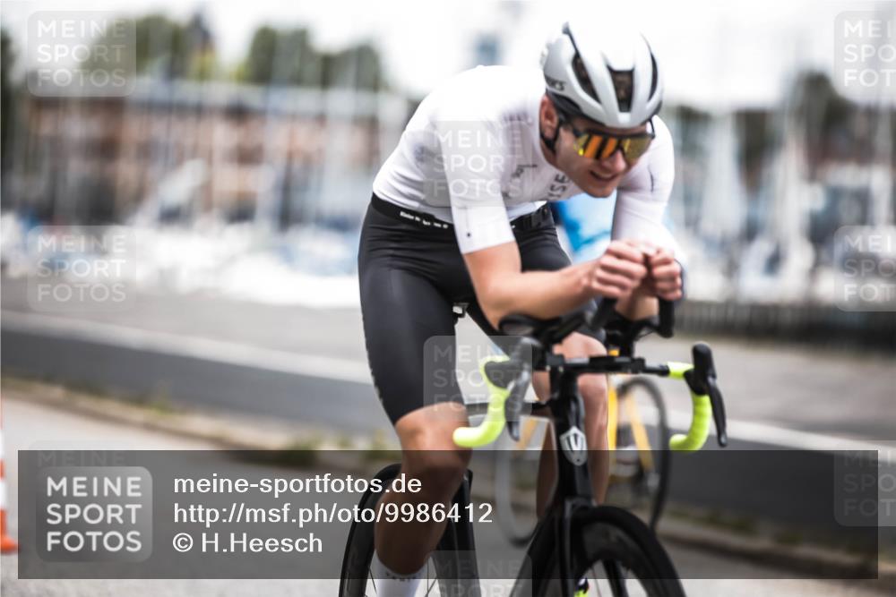 16.08.2026 - KN Förde Triathlon 2026 H.Heesch http://msf.ph/oto/9986412 16.08.2026 13:10:13 Radfahren 592, 594, 710, 718, 732 meine-sportfotos.de