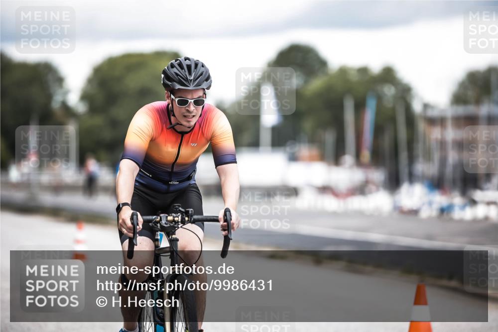 16.08.2026 - KN Förde Triathlon 2026 H.Heesch http://msf.ph/oto/9986431 16.08.2026 13:10:18 Radfahren 592, 710 meine-sportfotos.de