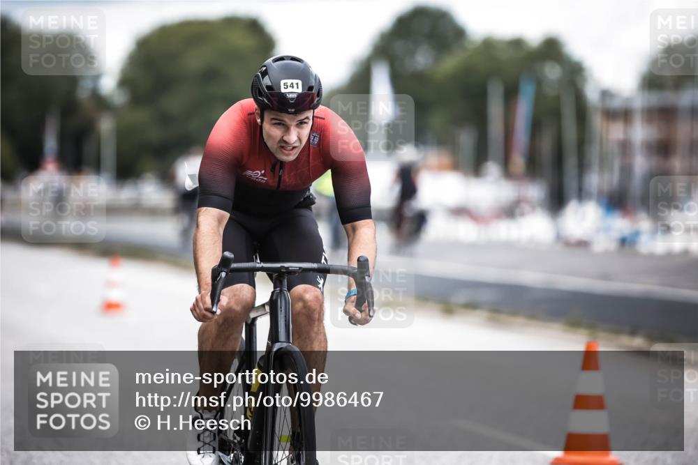 16.08.2026 - KN Förde Triathlon 2026 H.Heesch http://msf.ph/oto/9986467 16.08.2026 13:10:42 Radfahren 541, 544, 549, 556 meine-sportfotos.de