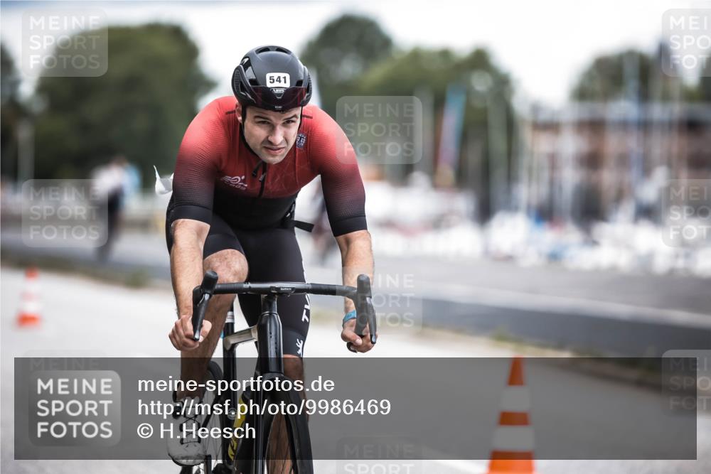 16.08.2026 - KN Förde Triathlon 2026 H.Heesch http://msf.ph/oto/9986469 16.08.2026 13:10:42 Radfahren 541, 544, 549, 556 meine-sportfotos.de