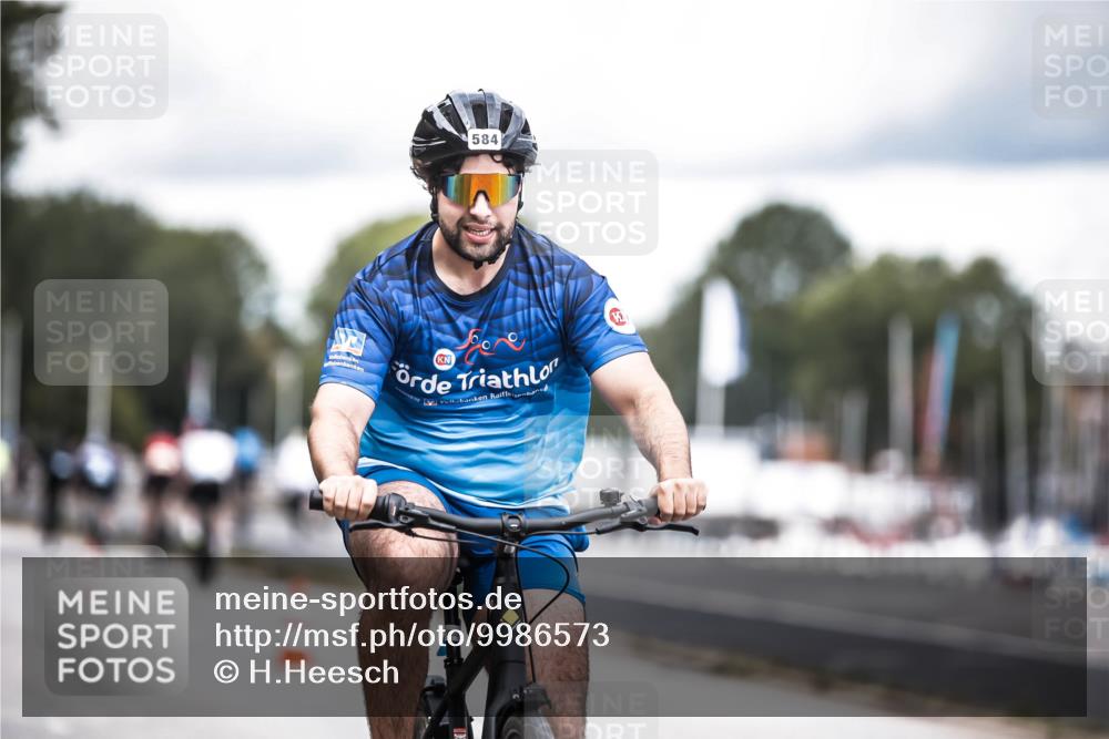 16.08.2026 - KN Förde Triathlon 2026 H.Heesch http://msf.ph/oto/9986573 16.08.2026 13:11:12 Radfahren 577, 584, 706 meine-sportfotos.de