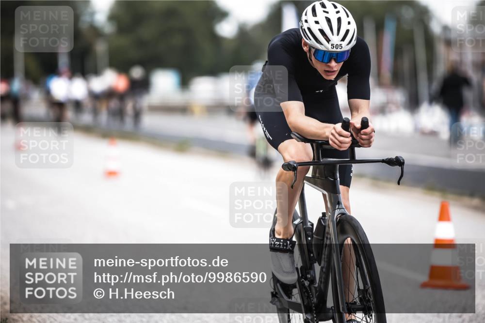 16.08.2026 - KN Förde Triathlon 2026 H.Heesch http://msf.ph/oto/9986590 16.08.2026 13:11:15 Radfahren 577, 584, 706 meine-sportfotos.de