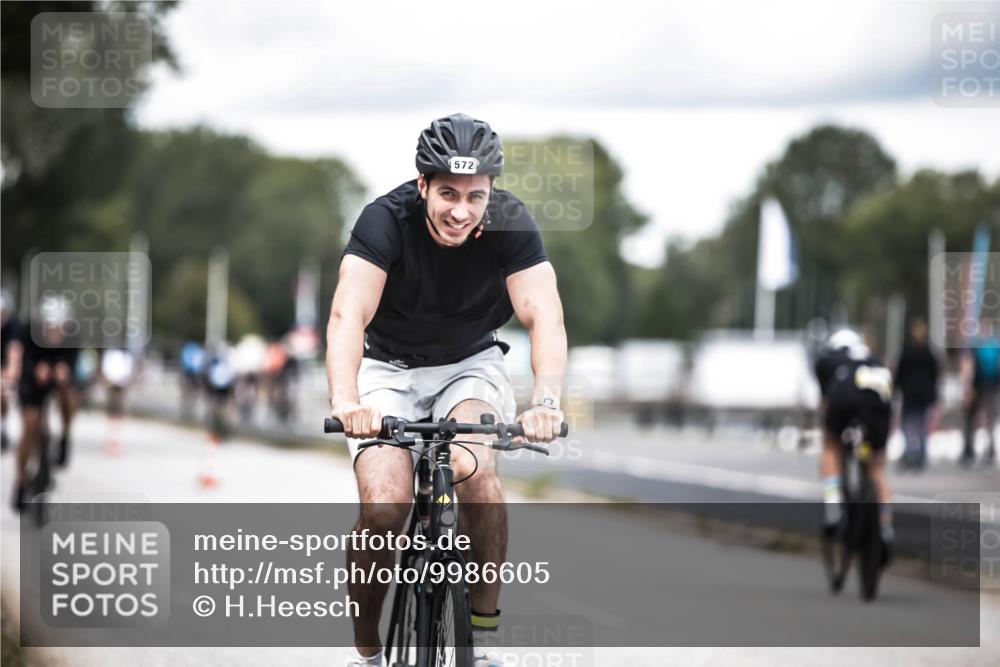 16.08.2026 - KN Förde Triathlon 2026 H.Heesch http://msf.ph/oto/9986605 16.08.2026 13:11:21 Radfahren 572, 576, 604, 608, 716 meine-sportfotos.de