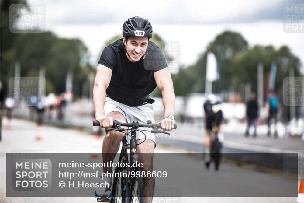 16.08.2026 - KN Förde Triathlon 2026 H.Heesch http://msf.ph/oto/9986609 16.08.2026 13:11:22 Radfahren 572, 576, 604, 608, 703, 716 meine-sportfotos.de