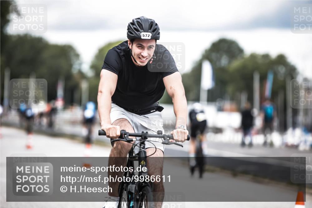 16.08.2026 - KN Förde Triathlon 2026 H.Heesch http://msf.ph/oto/9986611 16.08.2026 13:11:22 Radfahren 572, 576, 604, 608, 703, 716 meine-sportfotos.de