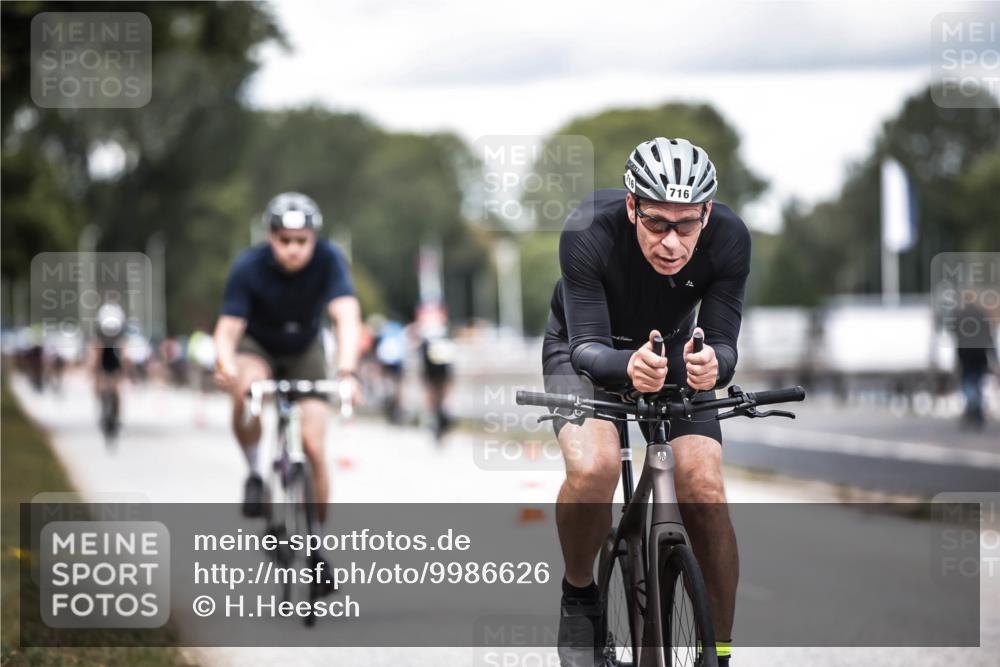 16.08.2026 - KN Förde Triathlon 2026 H.Heesch http://msf.ph/oto/9986626 16.08.2026 13:11:24 Radfahren 557, 572, 576, 604, 608, 703, 716 meine-sportfotos.de