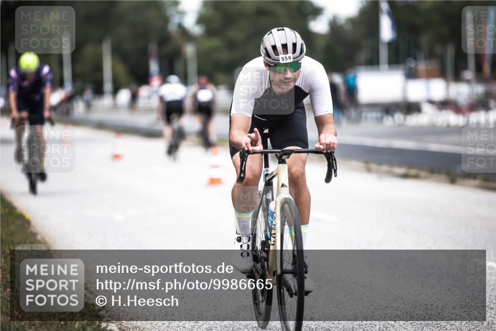 16.08.2026 - KN Förde Triathlon 2026 H.Heesch http://msf.ph/oto/9986665 16.08.2026 13:11:35 Radfahren 508, 558, 559 meine-sportfotos.de