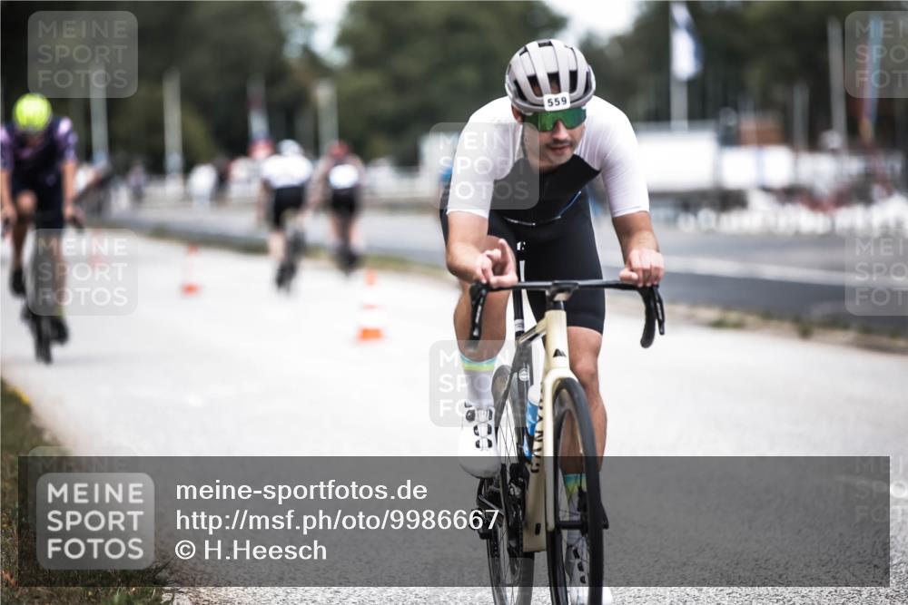 16.08.2026 - KN Förde Triathlon 2026 H.Heesch http://msf.ph/oto/9986667 16.08.2026 13:11:35 Radfahren 508, 558, 559 meine-sportfotos.de