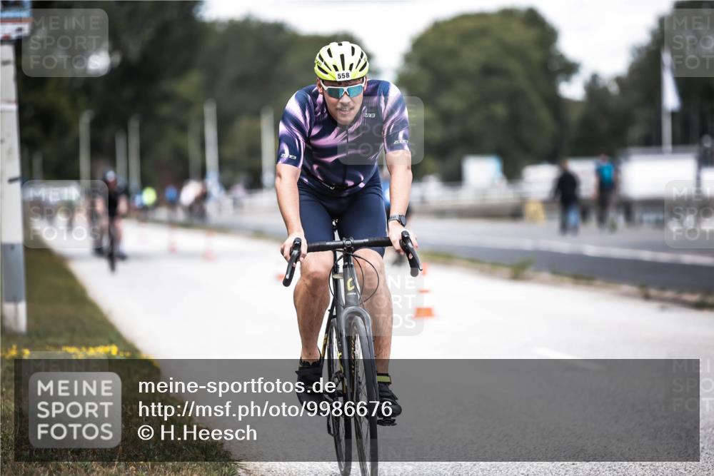 16.08.2026 - KN Förde Triathlon 2026 H.Heesch http://msf.ph/oto/9986676 16.08.2026 13:11:37 Radfahren 548, 558, 559 meine-sportfotos.de