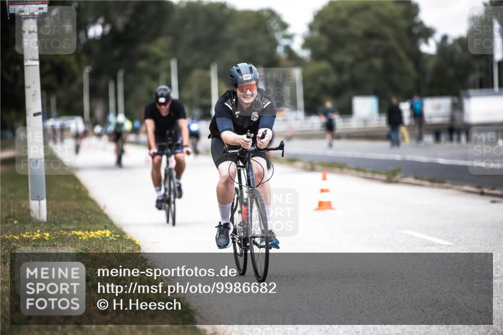 16.08.2026 - KN Förde Triathlon 2026 H.Heesch http://msf.ph/oto/9986682 16.08.2026 13:11:42 Radfahren 522, 548, 581 meine-sportfotos.de