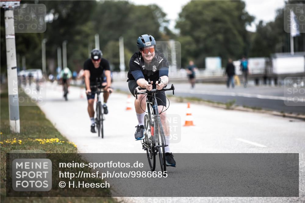 16.08.2026 - KN Förde Triathlon 2026 H.Heesch http://msf.ph/oto/9986685 16.08.2026 13:11:43 Radfahren 522, 548, 581 meine-sportfotos.de