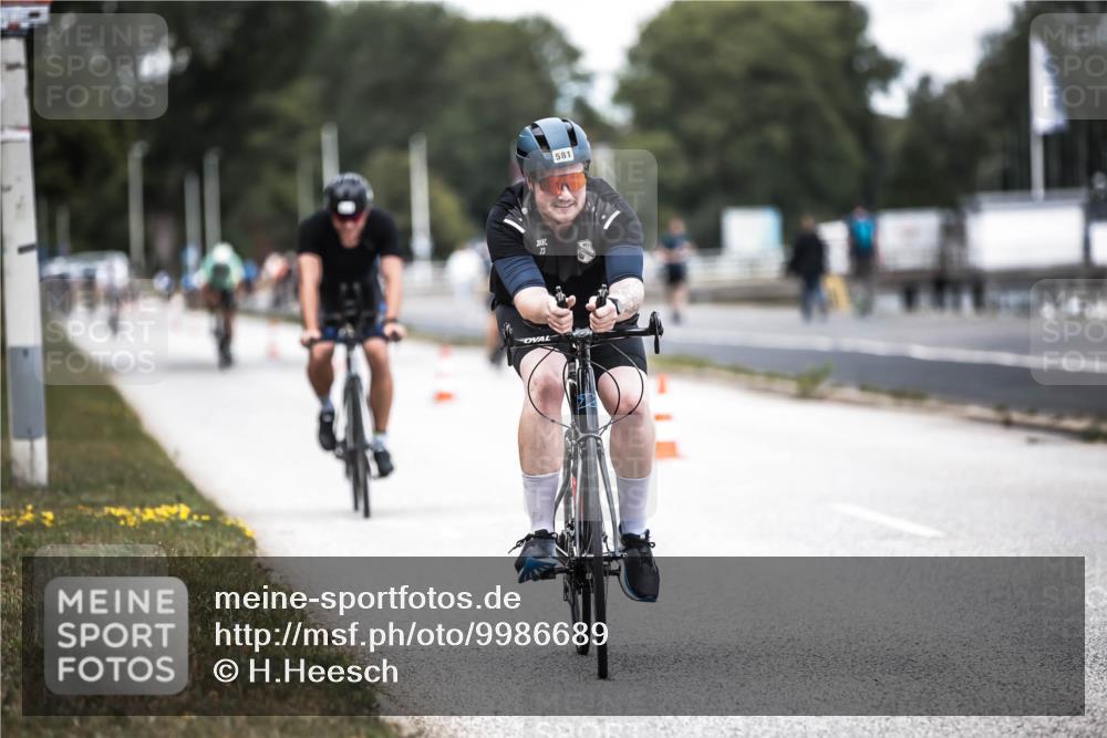 16.08.2026 - KN Förde Triathlon 2026 H.Heesch http://msf.ph/oto/9986689 16.08.2026 13:11:43 Radfahren 522, 548, 581 meine-sportfotos.de