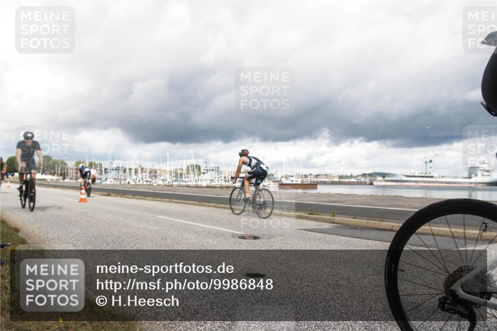 16.08.2026 - KN Förde Triathlon 2026 H.Heesch http://msf.ph/oto/9986848 16.08.2026 12:57:26 Radfahren 196, 514, 520, 565, 591, 605 meine-sportfotos.de